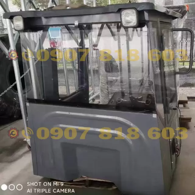 CABIN MÁY XÚC LẬT 02