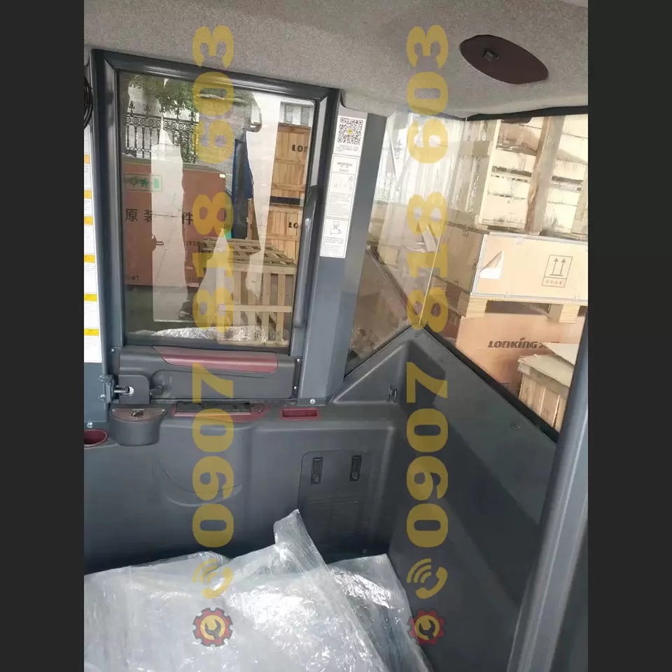 CABIN MÁY XÚC LẬT 02